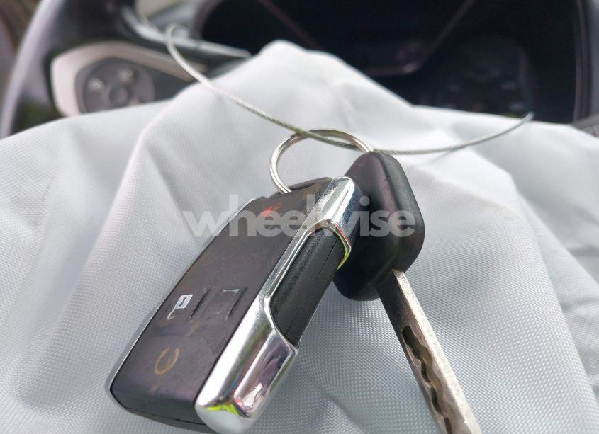 Photo 11 of 2015 Chevrolet Colorado Z71 (VIN 1GCGTCE38F1265875)