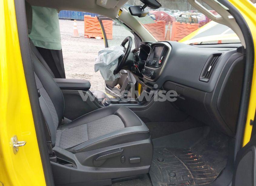 Photo 5 of 2015 Chevrolet Colorado Z71 (VIN 1GCGTCE38F1265875)