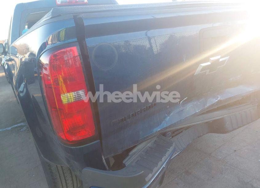 Photo 19 of 2019 Chevrolet Colorado LT (VIN 1GCGTCEN0K1268281)