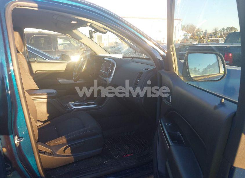 Photo 5 of 2019 Chevrolet Colorado LT (VIN 1GCGTCEN0K1268281)