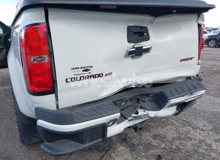 Photo 6 of 2019 Chevrolet Colorado LT (VIN 1GCGTCEN0K1275182)
