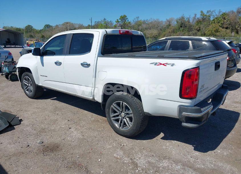 Photo 3 of 2021 Chevrolet Colorado 4WD SHORT BOX LT (VIN 1GCGTCEN0M1111868)