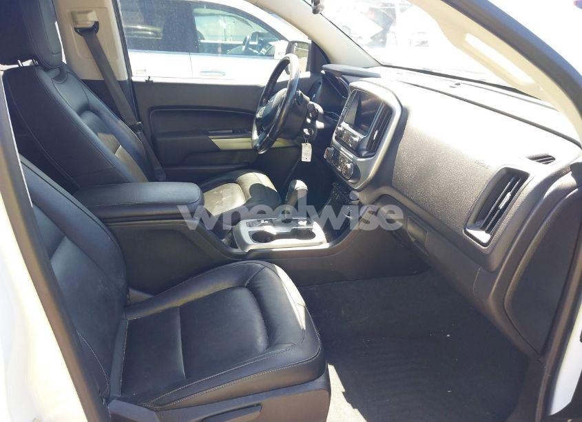 Photo 5 of 2021 Chevrolet Colorado 4WD SHORT BOX LT (VIN 1GCGTCEN0M1111868)