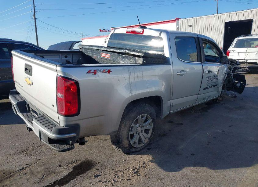 Photo 4 of 2019 Chevrolet Colorado LT (VIN 1GCGTCEN2K1175794)