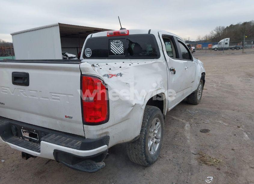 Photo 6 of 2022 Chevrolet Colorado 4WD SHORT BOX LT (VIN 1GCGTCEN3N1242715)