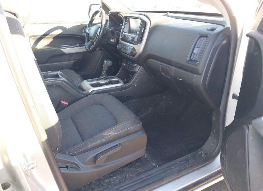 Photo 5 of 2018 Chevrolet Colorado LT (VIN 1GCGTCEN4J1283932)