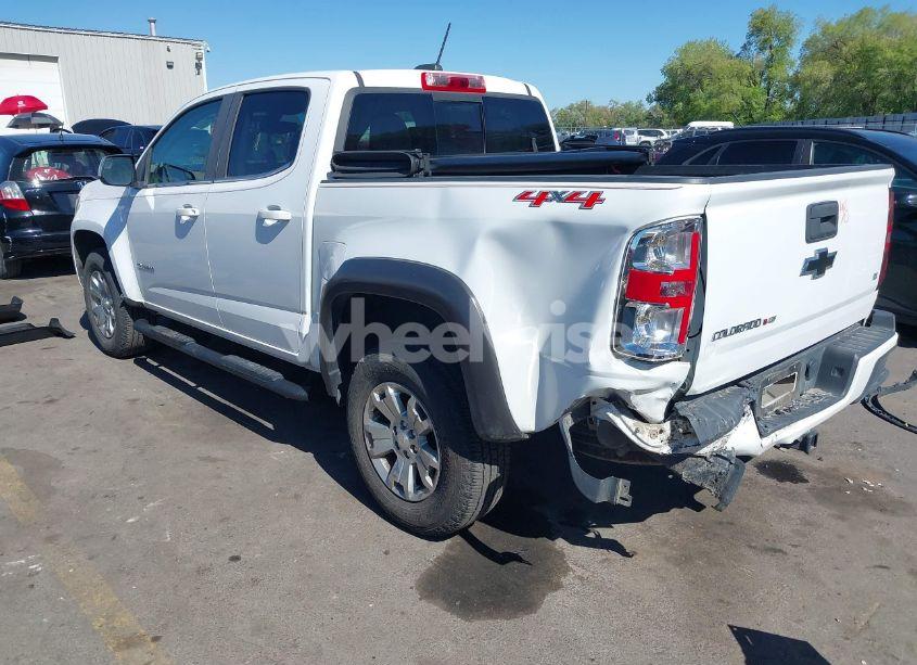 Photo 3 of 2018 Chevrolet Colorado LT (VIN 1GCGTCEN4J1297748)