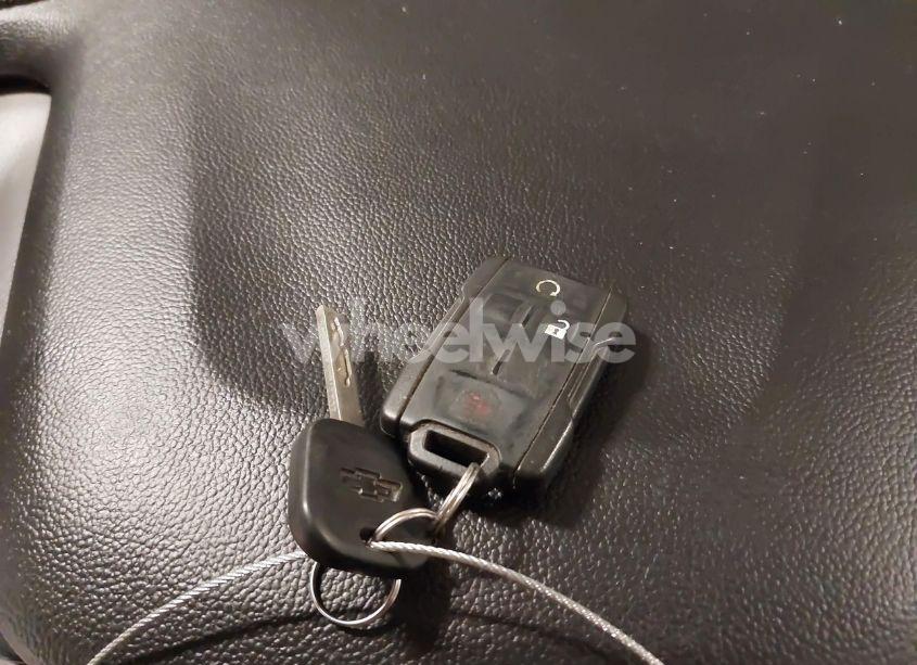 Photo 11 of 2018 Chevrolet Colorado LT (VIN 1GCGTCEN5J1277475)