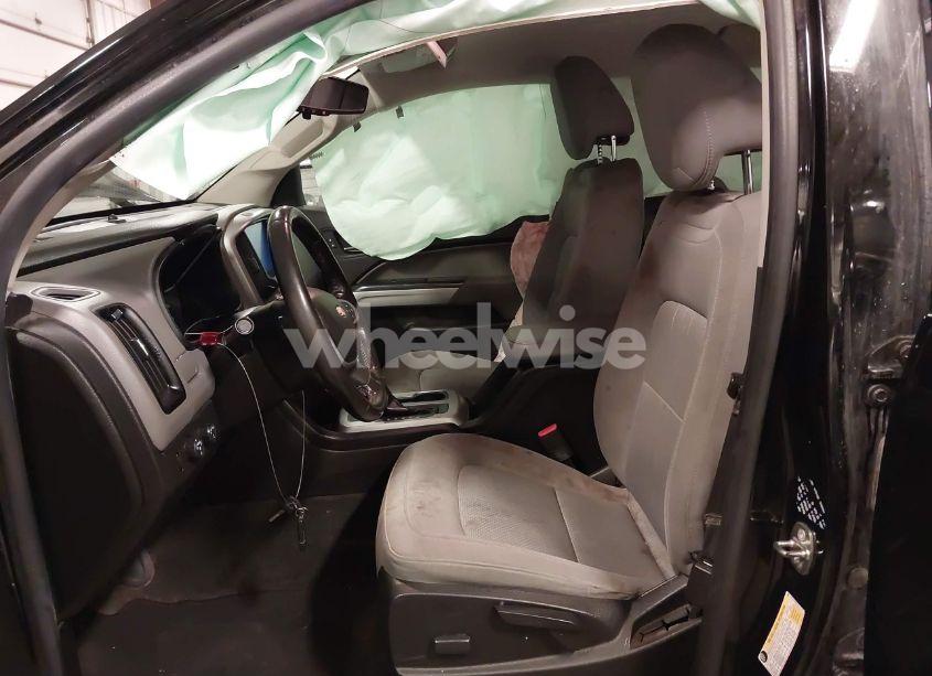 Photo 5 of 2018 Chevrolet Colorado LT (VIN 1GCGTCEN5J1277475)