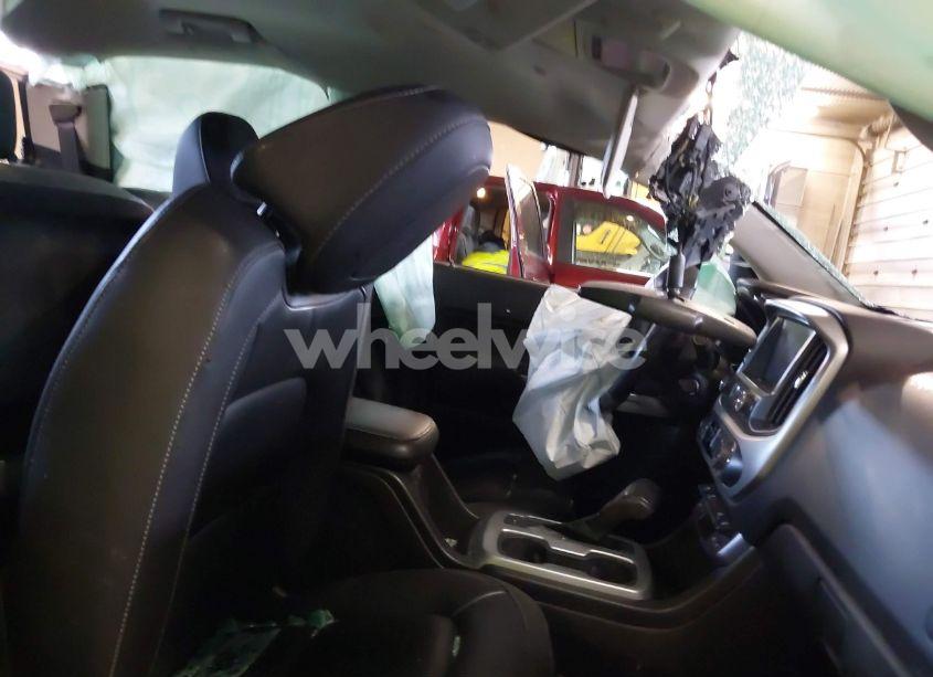 Photo 5 of 2017 Chevrolet Colorado LT (VIN 1GCGTCEN6H1240672)