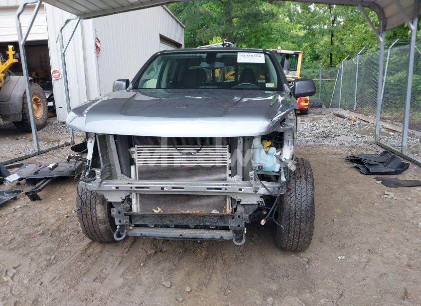 Photo 6 of 2018 Chevrolet Colorado LT (VIN 1GCGTCEN6J1146104)