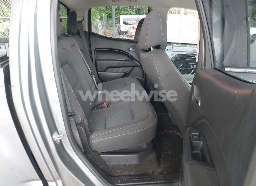 Photo 8 of 2018 Chevrolet Colorado LT (VIN 1GCGTCEN6J1146104)