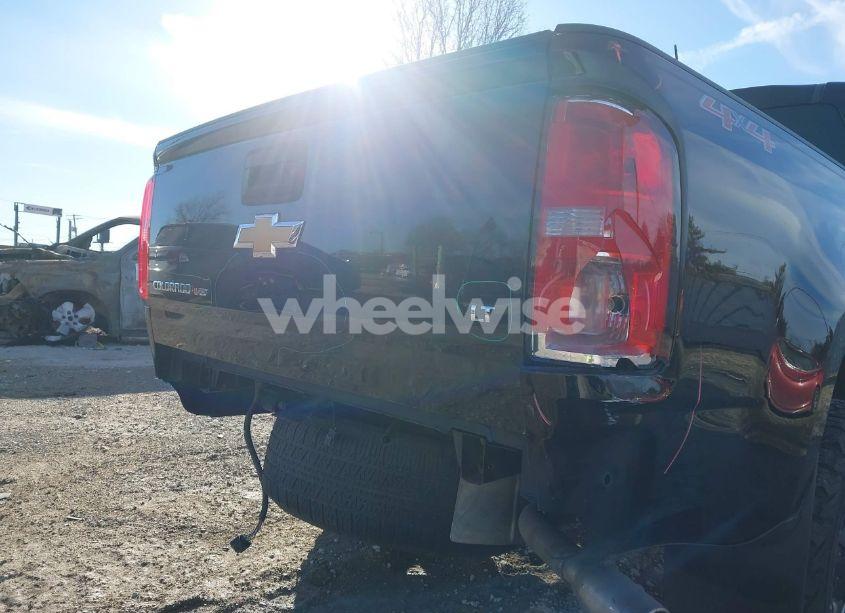 Photo 6 of 2018 Chevrolet Colorado LT (VIN 1GCGTCEN6J1289988)