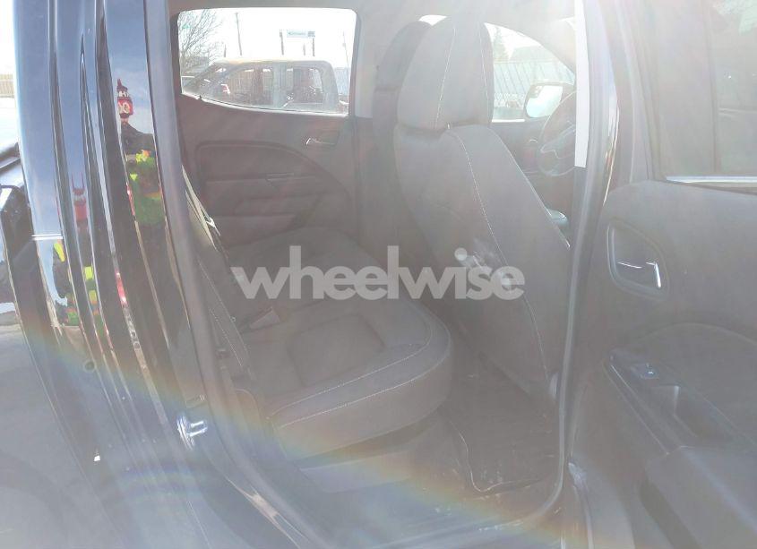 Photo 8 of 2018 Chevrolet Colorado LT (VIN 1GCGTCEN6J1289988)