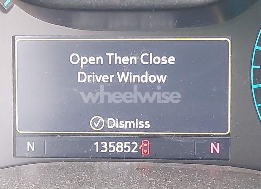 Photo 16 of 2019 Chevrolet Colorado LT (VIN 1GCGTCEN6K1100290)