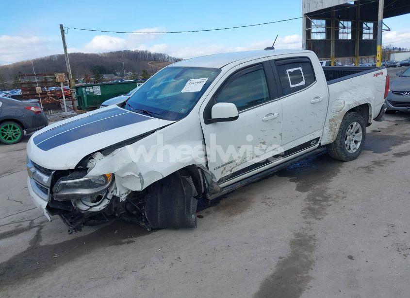 Photo 2 of 2019 Chevrolet Colorado LT (VIN 1GCGTCEN6K1100290)