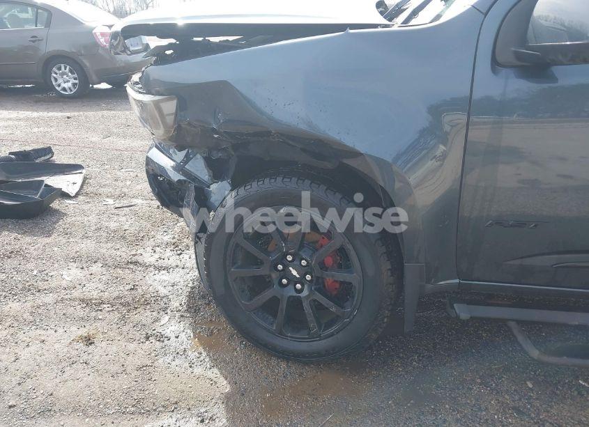 Photo 18 of 2019 Chevrolet Colorado LT (VIN 1GCGTCEN6K1317595)