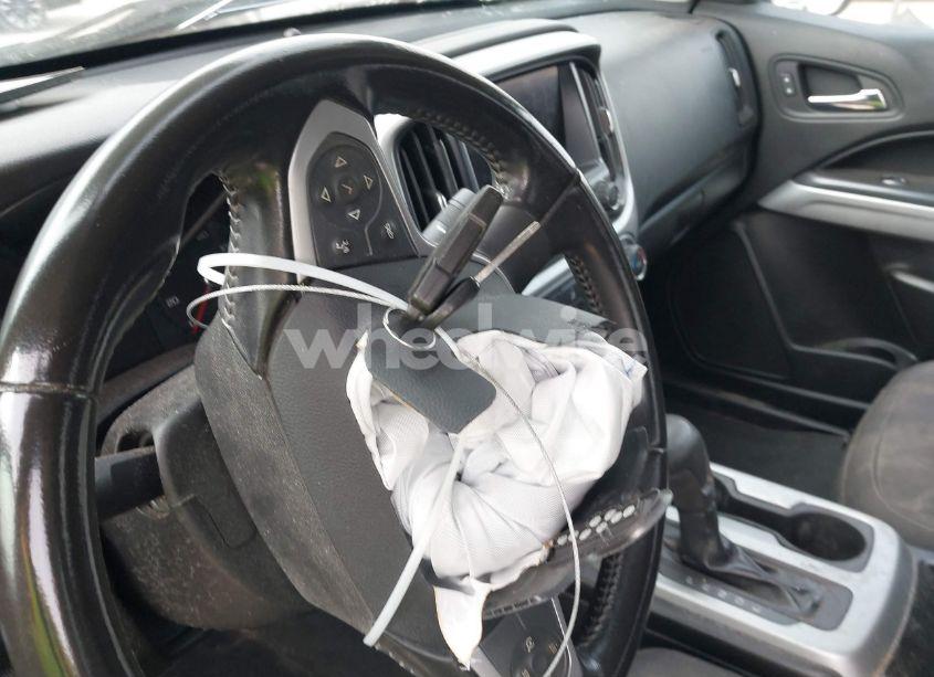 Photo 11 of 2020 Chevrolet Colorado 4WD SHORT BOX LT (VIN 1GCGTCEN6L1201671)