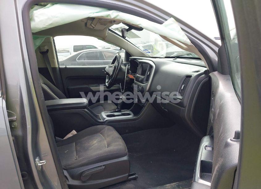 Photo 5 of 2020 Chevrolet Colorado 4WD SHORT BOX LT (VIN 1GCGTCEN6L1201671)