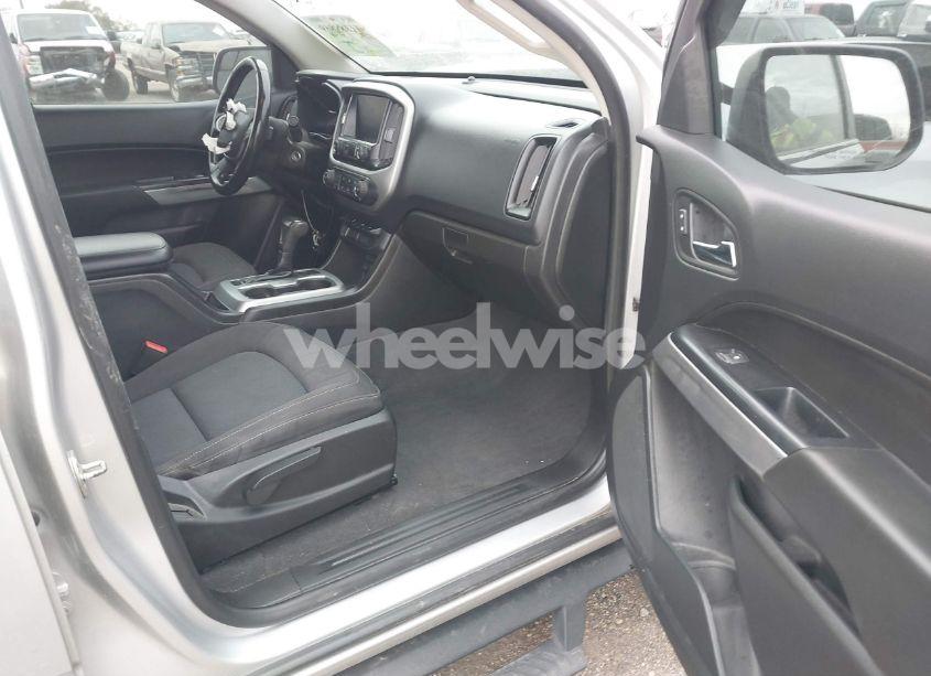 Photo 5 of 2020 Chevrolet Colorado 4WD SHORT BOX LT (VIN 1GCGTCEN6L1202786)