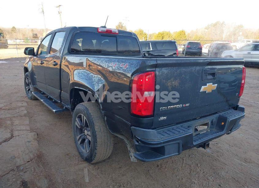Photo 3 of 2017 Chevrolet Colorado LT (VIN 1GCGTCEN7H1174004)