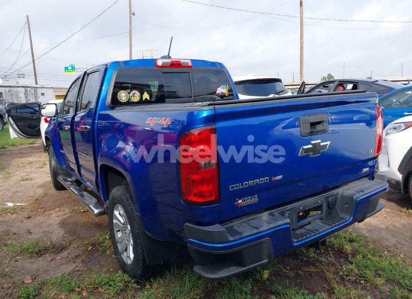 Photo 3 of 2019 Chevrolet Colorado LT (VIN 1GCGTCEN8K1196293)