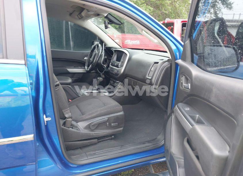 Photo 5 of 2019 Chevrolet Colorado LT (VIN 1GCGTCEN8K1196293)