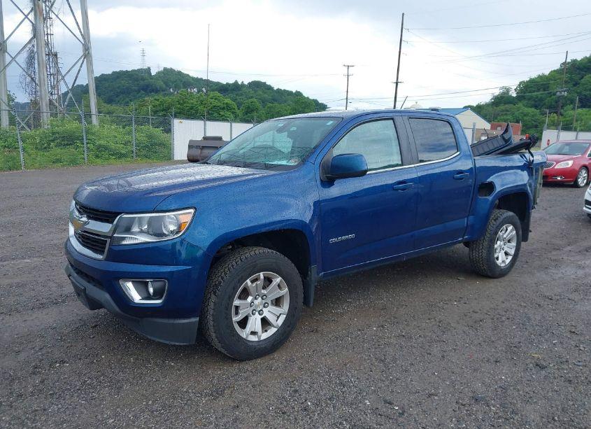 Photo 2 of 2019 Chevrolet Colorado LT (VIN 1GCGTCEN8K1256380)