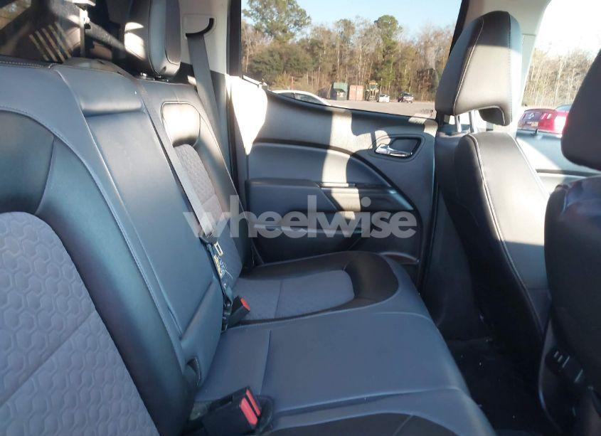 Photo 8 of 2016 Chevrolet Colorado Z71 (VIN 1GCGTDE33G1204134)