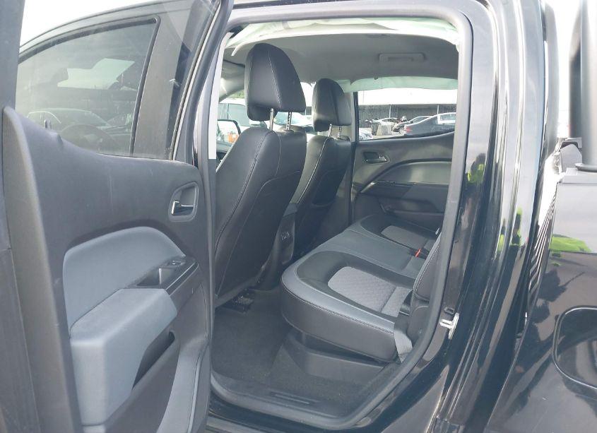 Photo 8 of 2016 Chevrolet Colorado Z71 (VIN 1GCGTDE34G1244674)