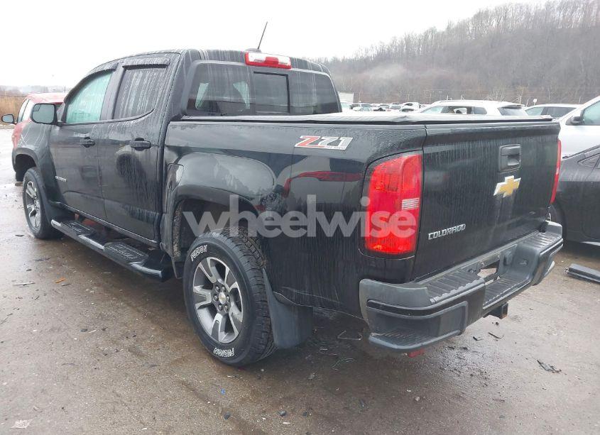 Photo 3 of 2016 Chevrolet Colorado Z71 (VIN 1GCGTDE35G1385852)