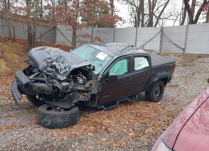 Photo 2 of 2016 Chevrolet Colorado Z71 (VIN 1GCGTDE38G1366910)