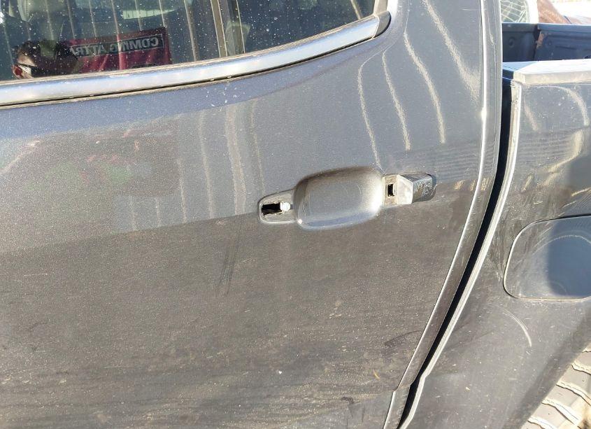 Photo 18 of 2016 Chevrolet Colorado Z71 (VIN 1GCGTDE3XG1117461)