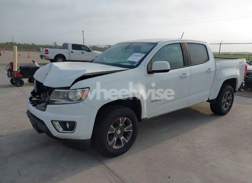 Photo 2 of 2017 Chevrolet Colorado Z71 (VIN 1GCGTDEN0H1178045)