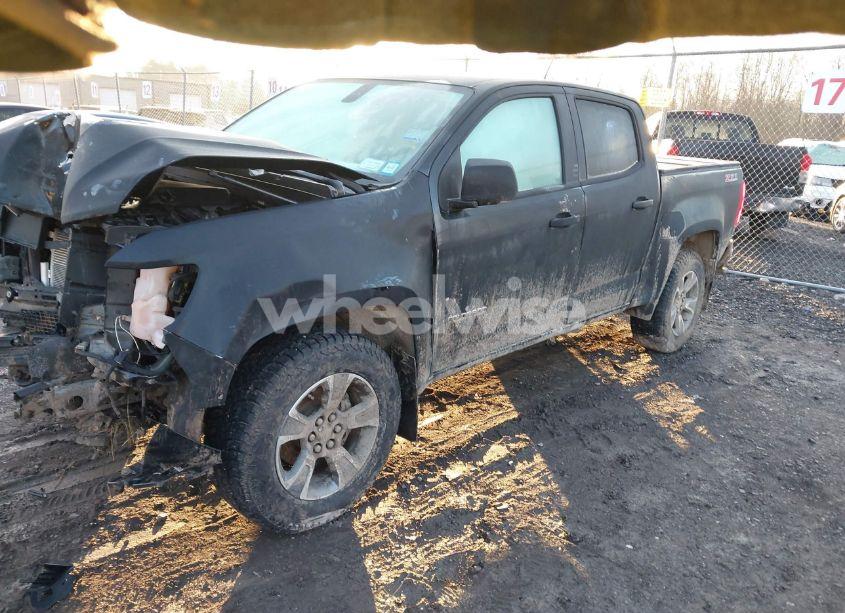 Photo 2 of 2020 Chevrolet Colorado 4WD LONG BOX Z71/4WD SHORT BOX Z71 (VIN 1GCGTDEN0L1133549)