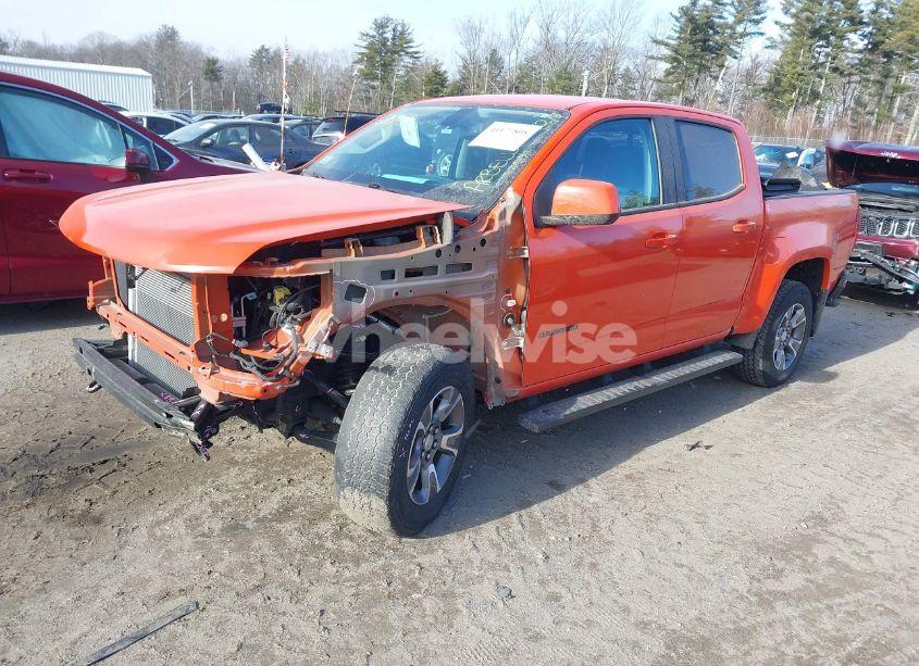 Photo 2 of 2020 Chevrolet Colorado 4WD SHORT BOX Z71 (VIN 1GCGTDEN0L1143594)