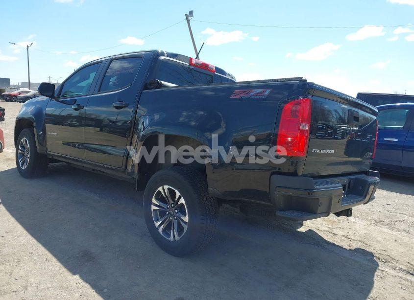 Photo 3 of 2022 Chevrolet Colorado 4WD SHORT BOX Z71 (VIN 1GCGTDEN0N1332958)