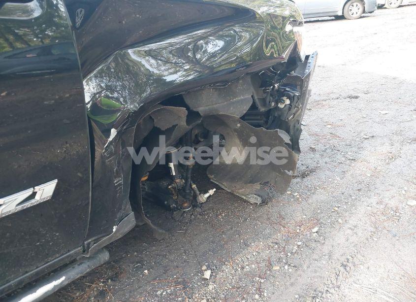 Photo 6 of 2017 Chevrolet Colorado Z71 (VIN 1GCGTDEN1H1328700)