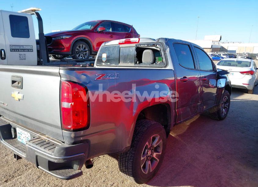 Photo 6 of 2018 Chevrolet Colorado Z71 (VIN 1GCGTDEN1J1153905)