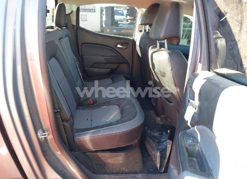 Photo 8 of 2018 Chevrolet Colorado Z71 (VIN 1GCGTDEN1J1153905)