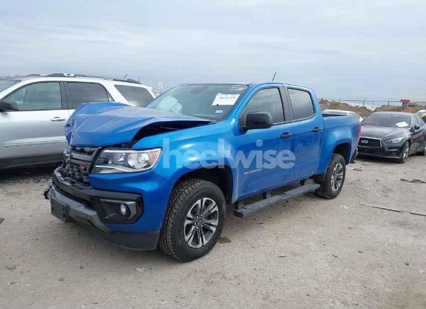 Photo 2 of 2022 Chevrolet Colorado 4WD SHORT BOX Z71 (VIN 1GCGTDEN1N1316915)