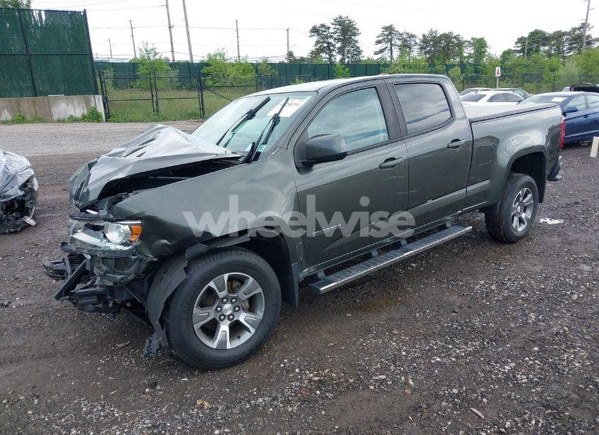 Photo 2 of 2018 Chevrolet Colorado Z71 (VIN 1GCGTDEN3J1184203)
