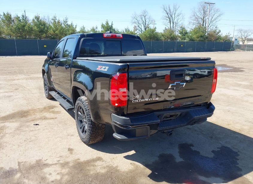 Photo 3 of 2017 Chevrolet Colorado Z71 (VIN 1GCGTDEN4H1199741)