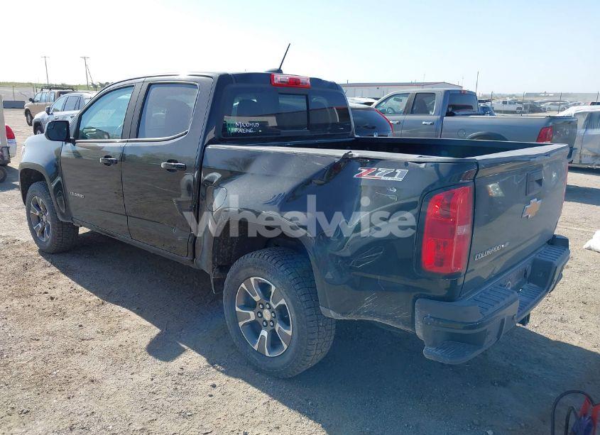 Photo 3 of 2020 Chevrolet Colorado 4WD SHORT BOX Z71 (VIN 1GCGTDEN4L1229054)