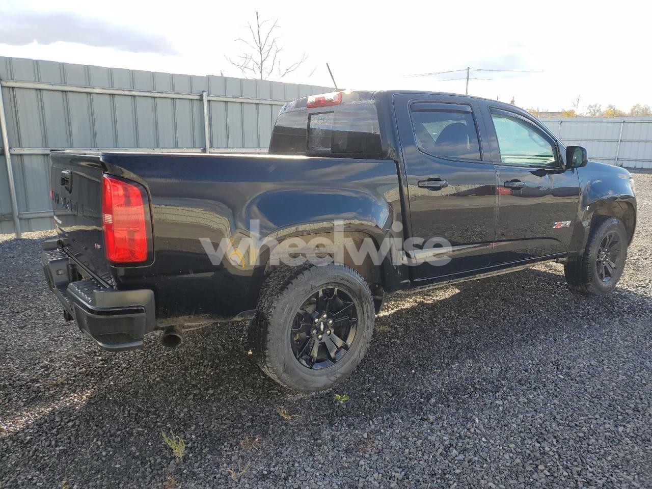 Photo 3 of 2021 CHEVROLET COLORADO Z71 N/A (VIN 1GCGTDEN4M1106176)