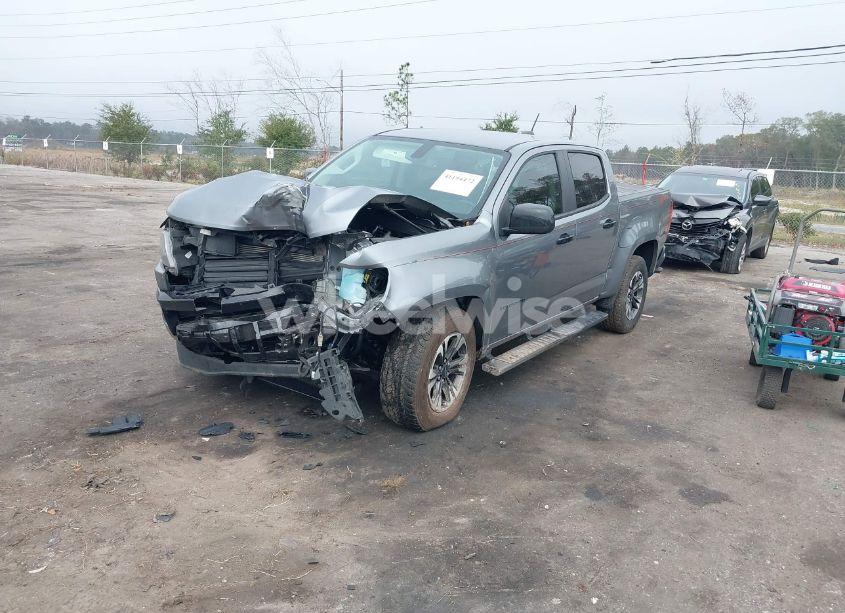 Photo 2 of 2021 Chevrolet Colorado 4WD SHORT BOX Z71 (VIN 1GCGTDEN4M1191469)