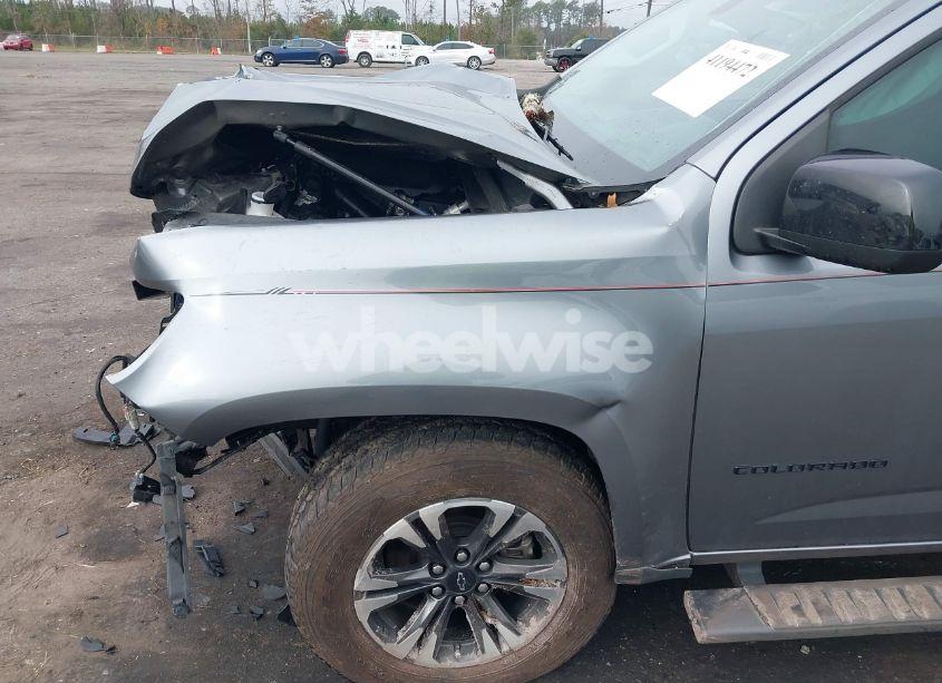 Photo 6 of 2021 Chevrolet Colorado 4WD SHORT BOX Z71 (VIN 1GCGTDEN4M1191469)