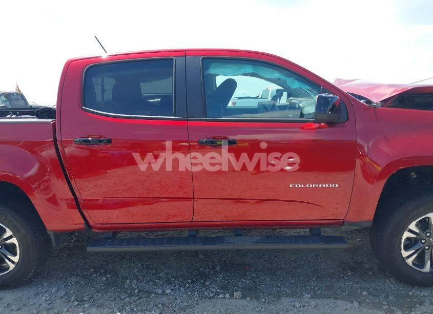 Photo 14 of 2021 Chevrolet Colorado 4WD SHORT BOX Z71 (VIN 1GCGTDEN4M1197644)