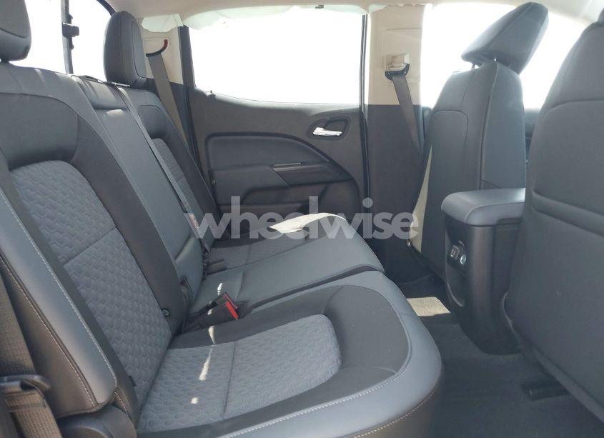 Photo 8 of 2021 Chevrolet Colorado 4WD SHORT BOX Z71 (VIN 1GCGTDEN4M1197644)