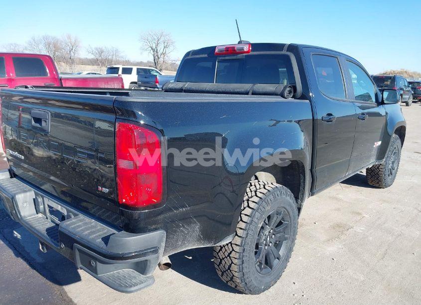 Photo 4 of 2021 Chevrolet Colorado 4WD SHORT BOX Z71 (VIN 1GCGTDEN5M1183879)